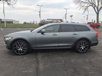 2018 Volvo V90 Cross Country T6