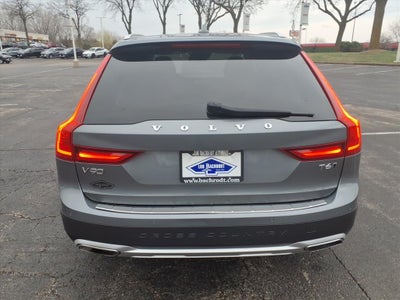 2018 Volvo V90 Cross Country T6
